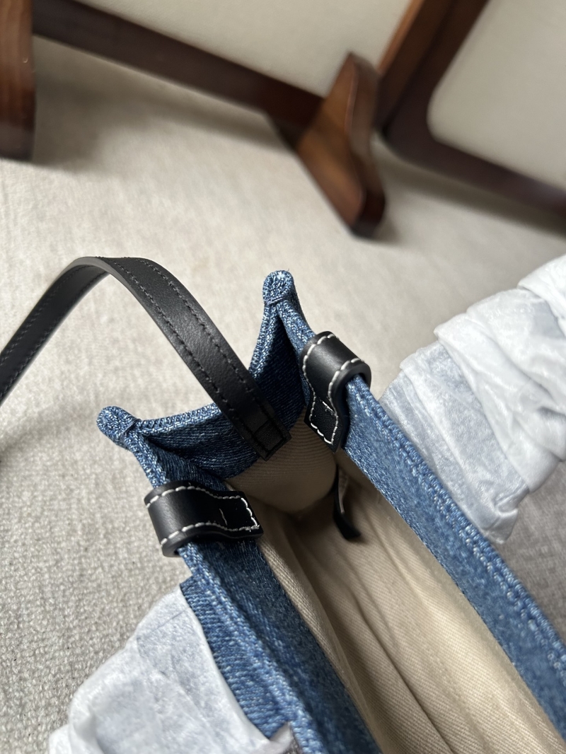 Chloe Shopping Bags